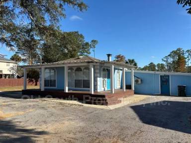 Main picture of 9939 Lillian Hwy
