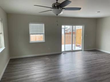 Main picture of 713 13th St
