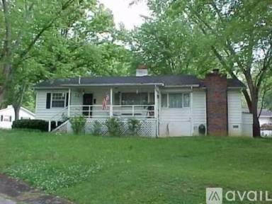 Main picture of 101 Pearl Rd