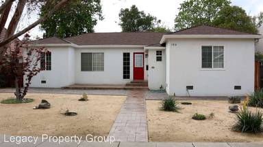 Main picture of 186 Elwood St