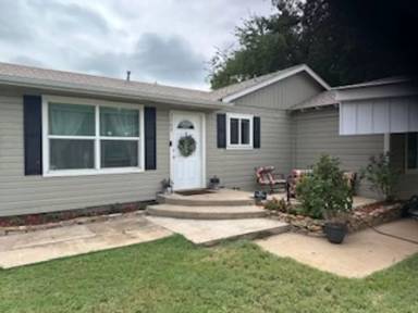 Main picture of 3265 College St
