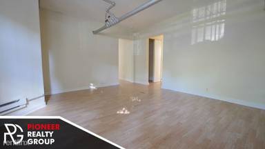 Main picture of 4421 N Wolcott Ave