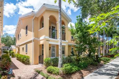 Main picture of 28608 Alessandria Cir