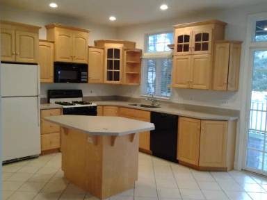 Main picture of 2761 West Blvd