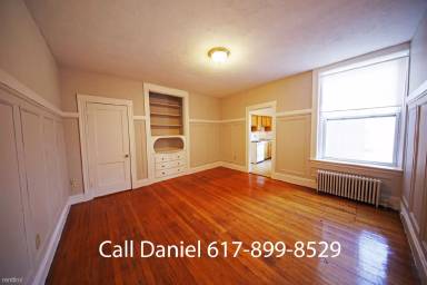 Main picture of 1114 Commonwealth Ave
