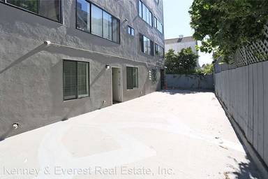 Main picture of Alamo Apartments