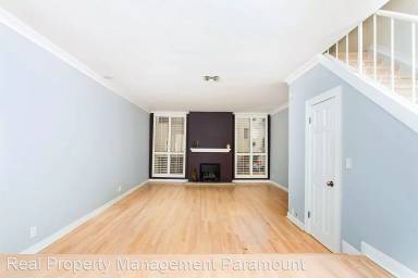 Main picture of 1209 N Kings Rd