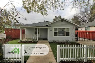 Main picture of 1366 Magnolia Ave