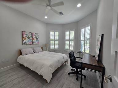 Main picture of 6839 Saona Ct