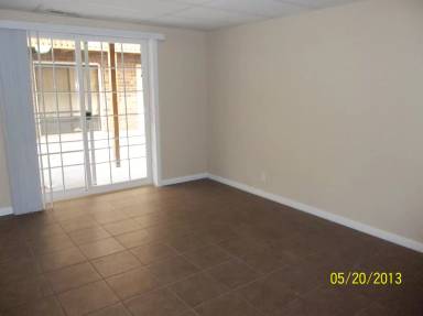 Main picture of 412 W Adams St