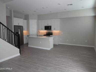 Main picture of 5027 E Gallop Way