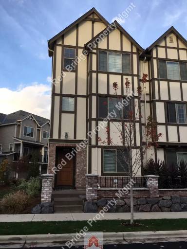 Main picture of 28520 SW Paris Ave