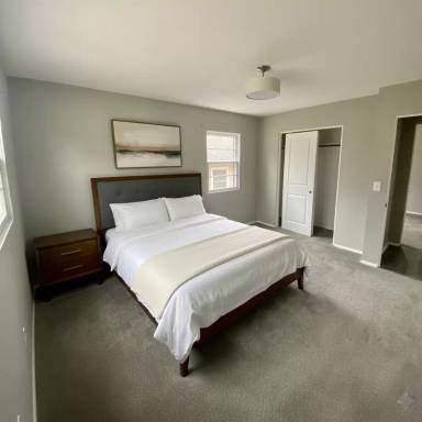 Main picture of 825 Orlando Ave SE