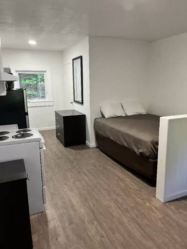 Main picture of 45 Gage Rd