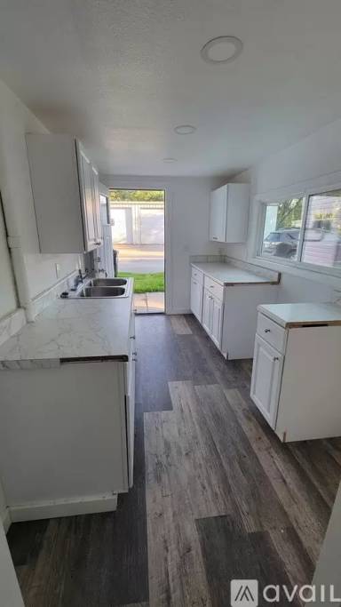 Main picture of 1501 NW Tyler St