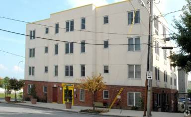 Main picture of 1000 W 5th St