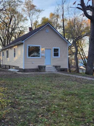 Main picture of 4228 Delaware St