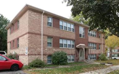 Main picture of 2419 Plymouth Ave N