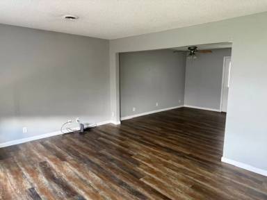 Main picture of 405 E. Mulberry
