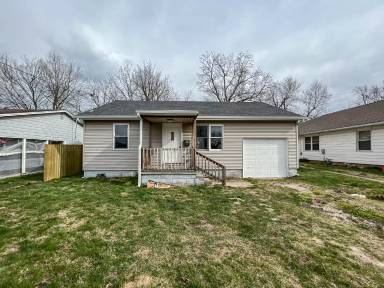 Main picture of 1911 W Thoman St