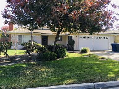Main picture of 2155 Oakes St