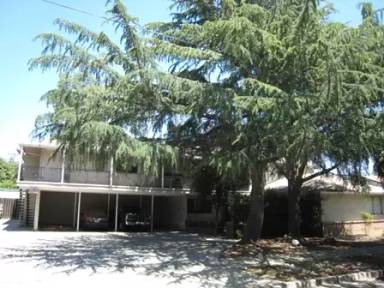 Main picture of 571 Troy Dr