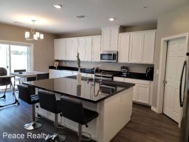 Main picture of 6927 Denio Island St