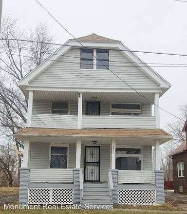 Main picture of 9511 Reno Ave