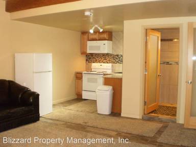 Main picture of 220 Joaquin Rd