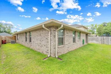 Main picture of 103 Ridgeway Cir