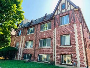 Main picture of 2019 University Ave