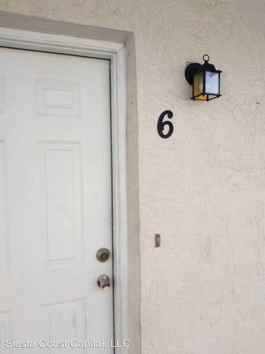 Main picture of Porter Rd Apartments