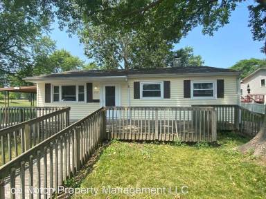 Main picture of 2112 N Clark St