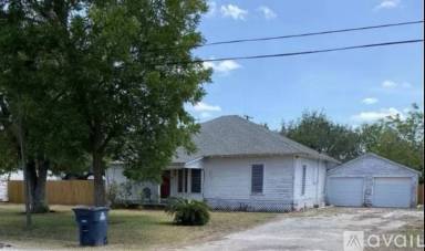 Main picture of 610 Burton St