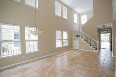 Main picture of 6844 Sundrop St