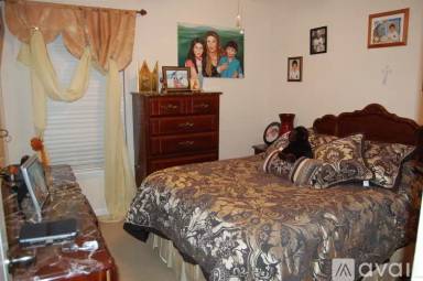 Main picture of 3811 Nonie Way