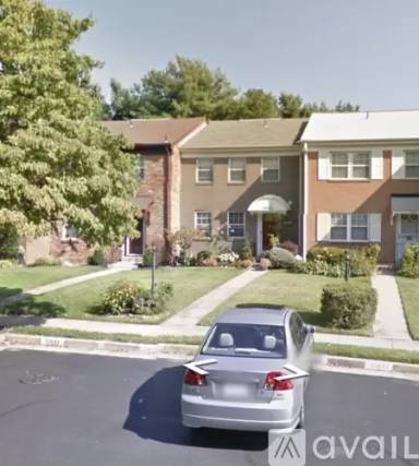 Main picture of 10400 Armstrong St