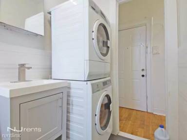 Main picture of 238 Garfield Ave