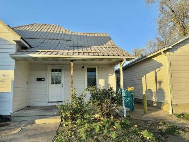 Main picture of 433 Pine St