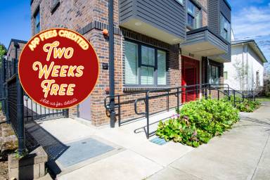 Main picture of 8015 N Oswego Ave