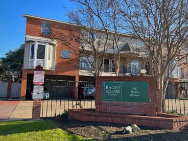 Main picture of 600 Bagby Ave