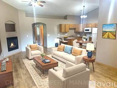Main picture of 413 N 9th Ave