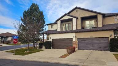 Main picture of 2718 N Elm Dr