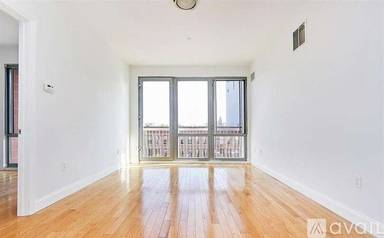 Main picture of 110 4th Ave