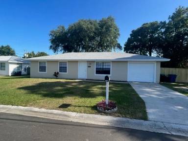 Main picture of 2562 Southover Dr NE