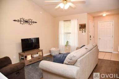 Main picture of 3817 Oldenburg Ln