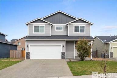 Main picture of 1207 206th St E