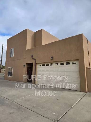Main picture of 3900 N Butler Ave