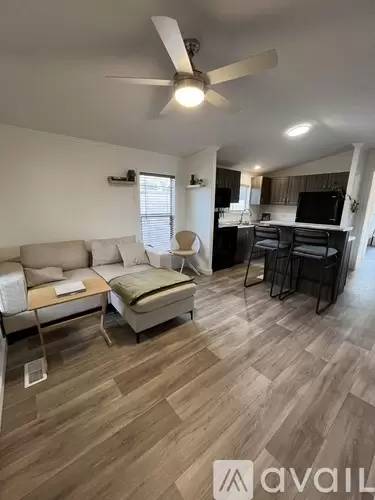 Main picture of 4313 Condesa Dr NW