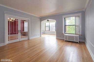 Main picture of 6729 S Merrill Ave